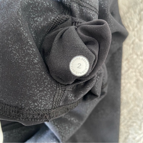Lululemon Wunder Under Leggings - Picture 8 of 10